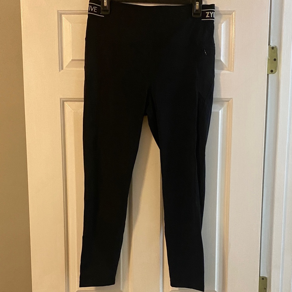 Zyia Women's Black Leggings
